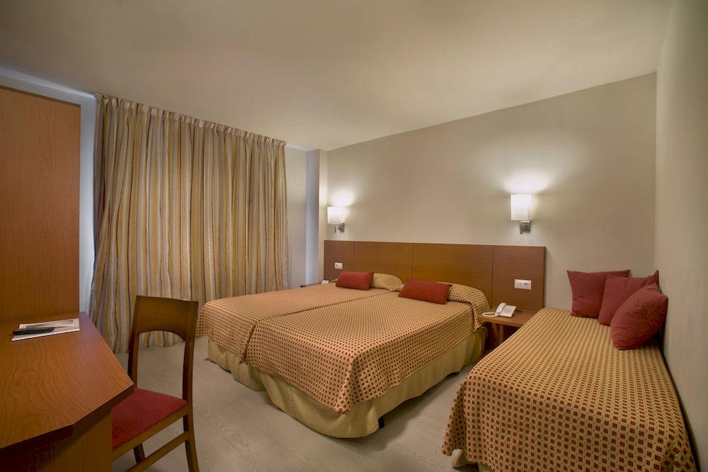 Hotel Mediterraneo Ρόζες Εξωτερικό φωτογραφία